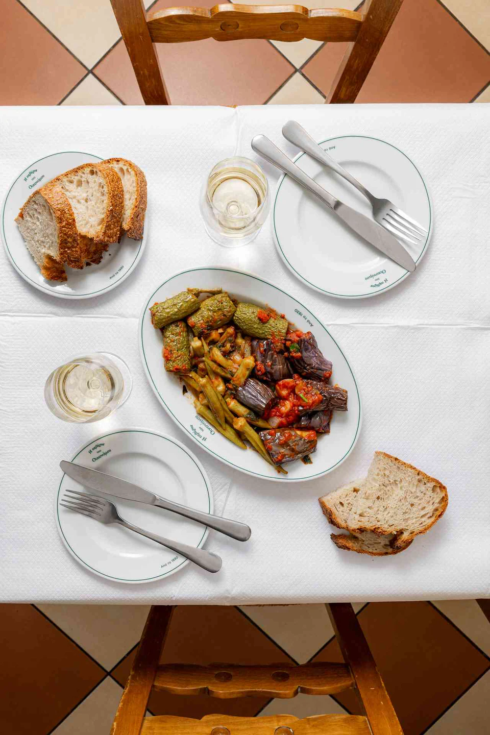 Food and moments at Taverna Oikonomou