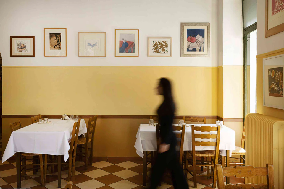 Food and moments at Taverna Oikonomou